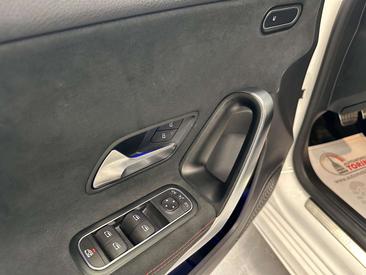 Mercedes Classe A Berline 200 D — photo 9