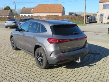 Mercedes EQA 250 — photo 2