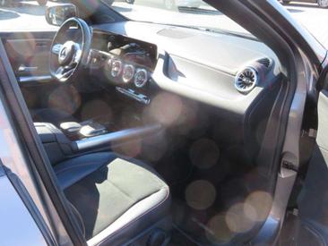 Mercedes EQA 250 — photo 6