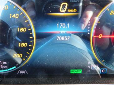 Mercedes EQA 250 — photo 10