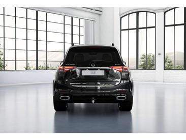 Mercedes GLE 300 D — photo 11