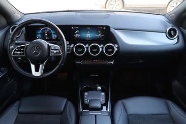 Mercedes GLA 250e — photo 3