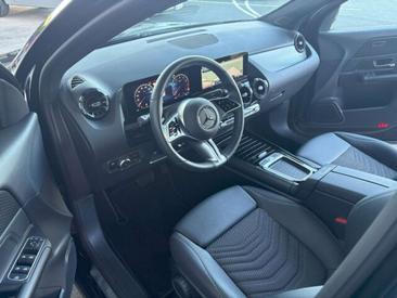 Mercedes GLA 200 — photo 10