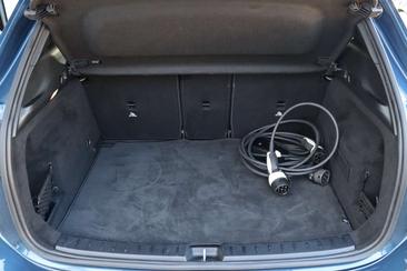 Mercedes GLA 250e — photo 27