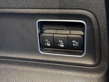 Mercedes GLE 350 D 4MATIC — photo 23