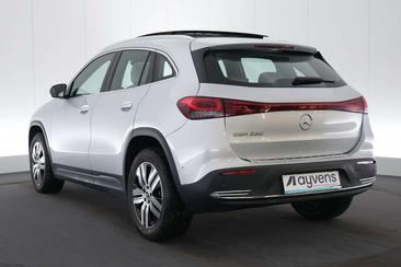 Mercedes EQA 250 — photo 9