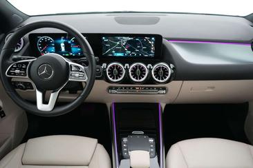 Mercedes EQA 350 — photo 13