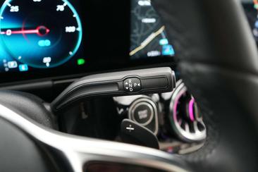 Mercedes EQA 350 — photo 16