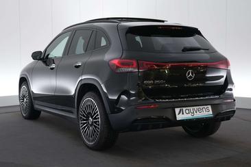 Mercedes EQA 250 — photo 9