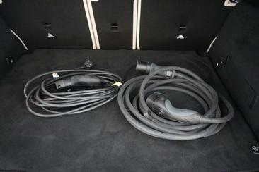 Mercedes EQA 350 — photo 25