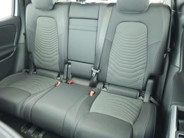 Mercedes GLB 200d — photo 18
