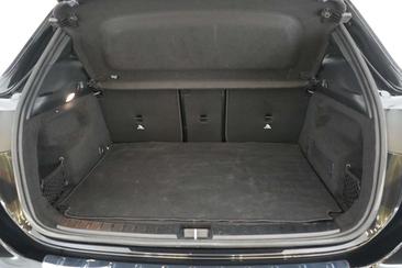 Mercedes EQA 250 — photo 21