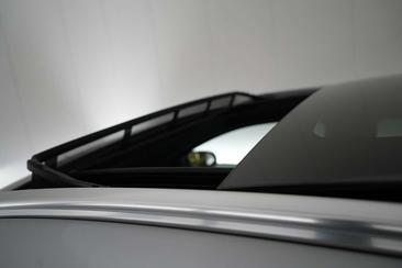 Mercedes EQA 250 — photo 27