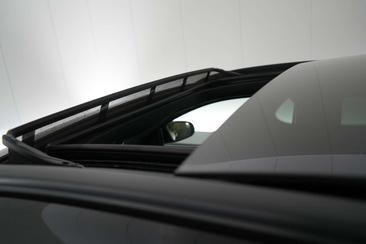 Mercedes EQA 250 — photo 28