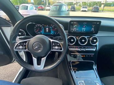 Mercedes GLC 300 D — photo 11
