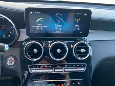 Mercedes GLC 300 D — photo 14