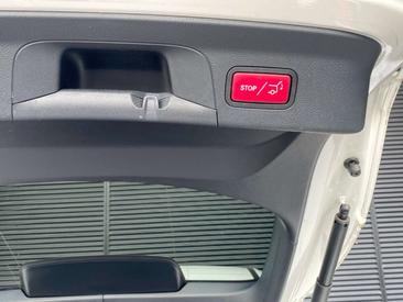 Mercedes GLC 300 D — photo 21