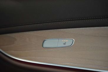 Mercedes CLS 450 — photo 22