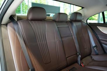 Mercedes CLS 450 — photo 23
