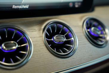 Mercedes CLS 450 — photo 35
