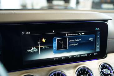 Mercedes CLS 450 — photo 39
