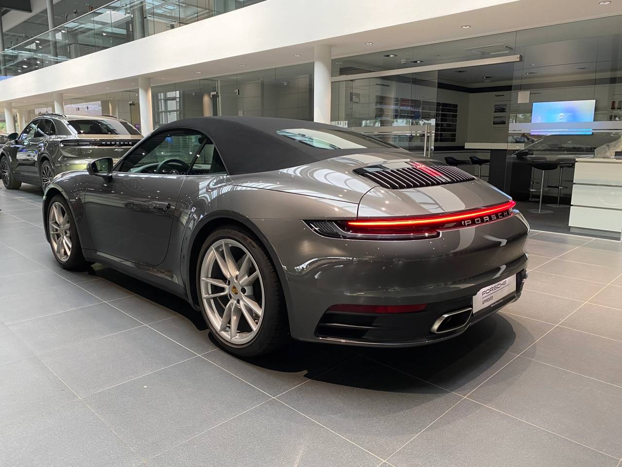Porsche 992 I Carrera 4 Cabriolet - 2020 - Joinsteer - #3