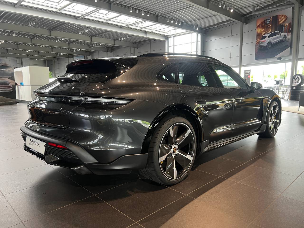 Porsche Taycan Turbo S Cross Turismo - 2023 - Joinsteer - #8
