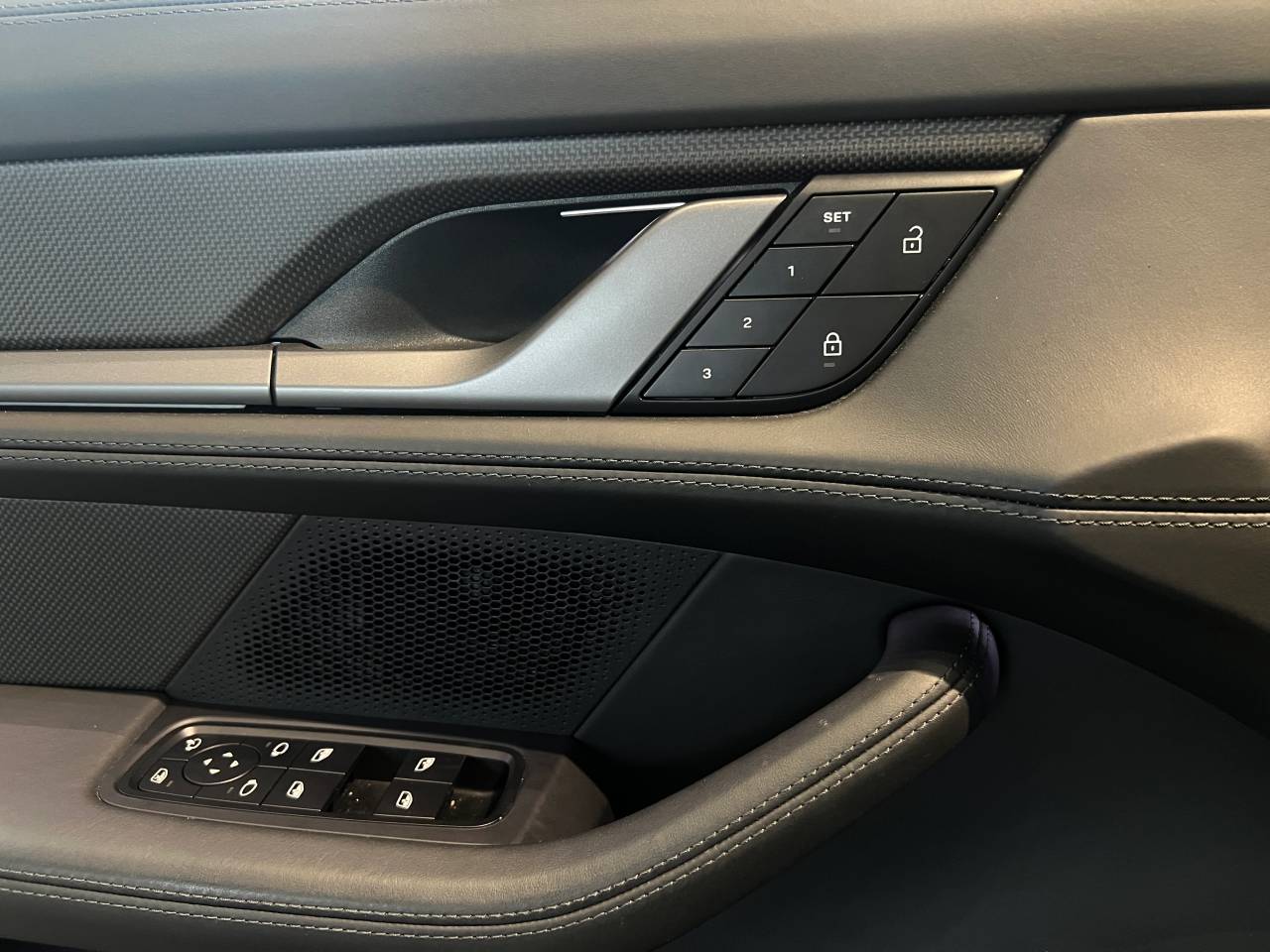 Porsche Taycan Turbo S Cross Turismo - 2023 - Joinsteer - #21