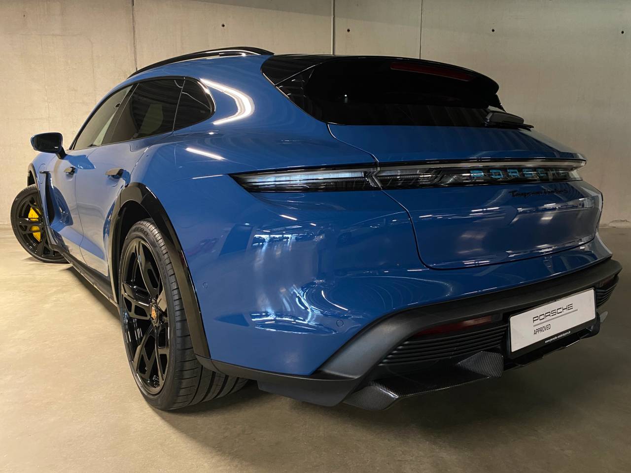 Porsche Taycan Turbo S Cross Turismo - 2023 - Joinsteer - #3