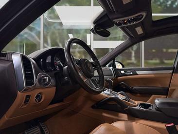 Porsche Cayenne III S — photo 7