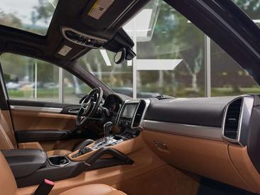 Porsche Cayenne III S — photo 8