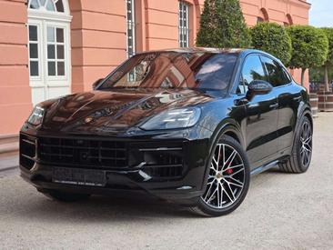 Porsche Cayenne III GTS — photo 9