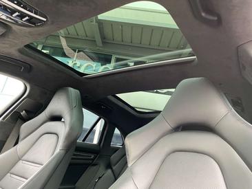 Porsche Panamera Turbo S E-Hybrid — photo 25