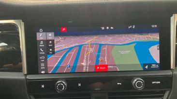 Porsche Macan S — photo 10