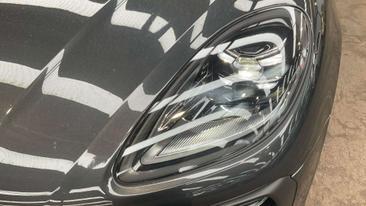 Porsche Macan S — photo 13