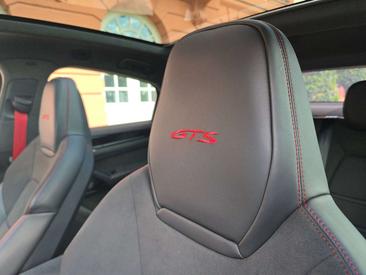 Porsche Cayenne III GTS — photo 28