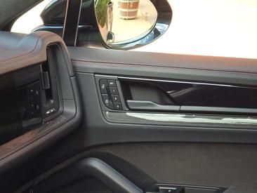 Porsche Cayenne III GTS — photo 38