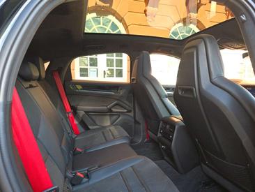 Porsche Cayenne III GTS — photo 49