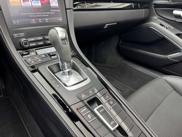 Porsche 718 Cabriolet Boxster — photo 13