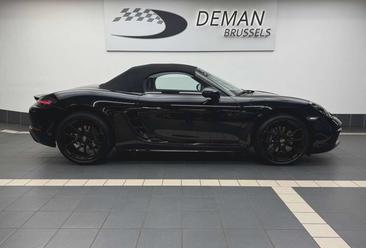 Porsche 718 Cabriolet Boxster — photo 25
