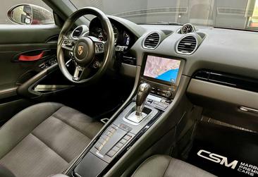 Porsche 718 Cayman T — photo 10