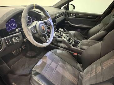 Porsche Cayenne III Turbo GT — photo 25