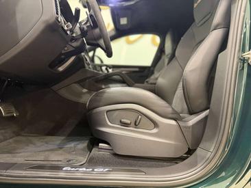 Porsche Cayenne III Turbo GT — photo 28