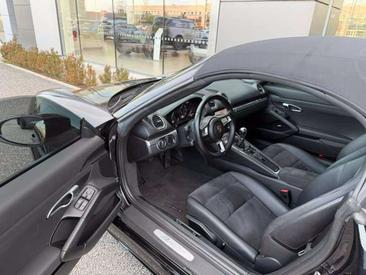 Porsche 718 Cabriolet Boxster — photo 12