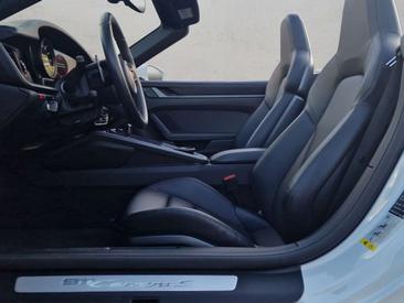 Porsche 911 Cabriolet Carrera S — photo 15