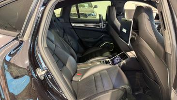 Porsche Panamera Turbo S E-Hybrid — photo 40