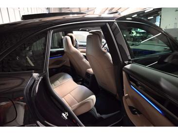 Porsche Macan Electric — photo 47