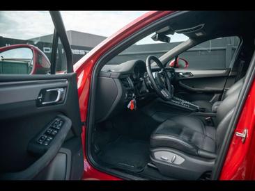 Porsche Macan GTS — photo 6