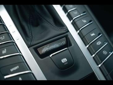 Porsche Macan GTS — photo 13