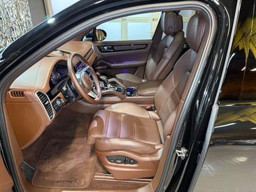 Porsche Cayenne III S — photo 11